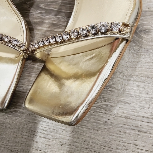 Marc Fisher LTD Karima Ankle Strap Sandal Gold - Picture 7 of 7